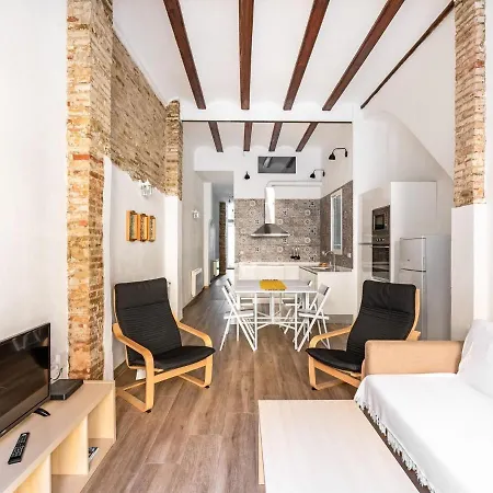 Captivating In Near Seabeach Holiday home *