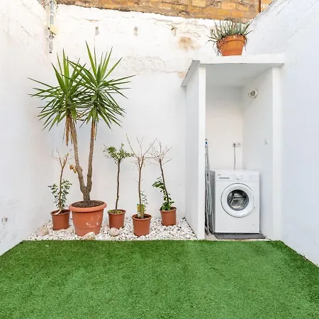 Holiday home Captivating In Near Seabeach